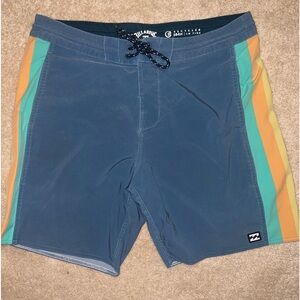 Billabong retro swim trunks blue with side stripes, size 32